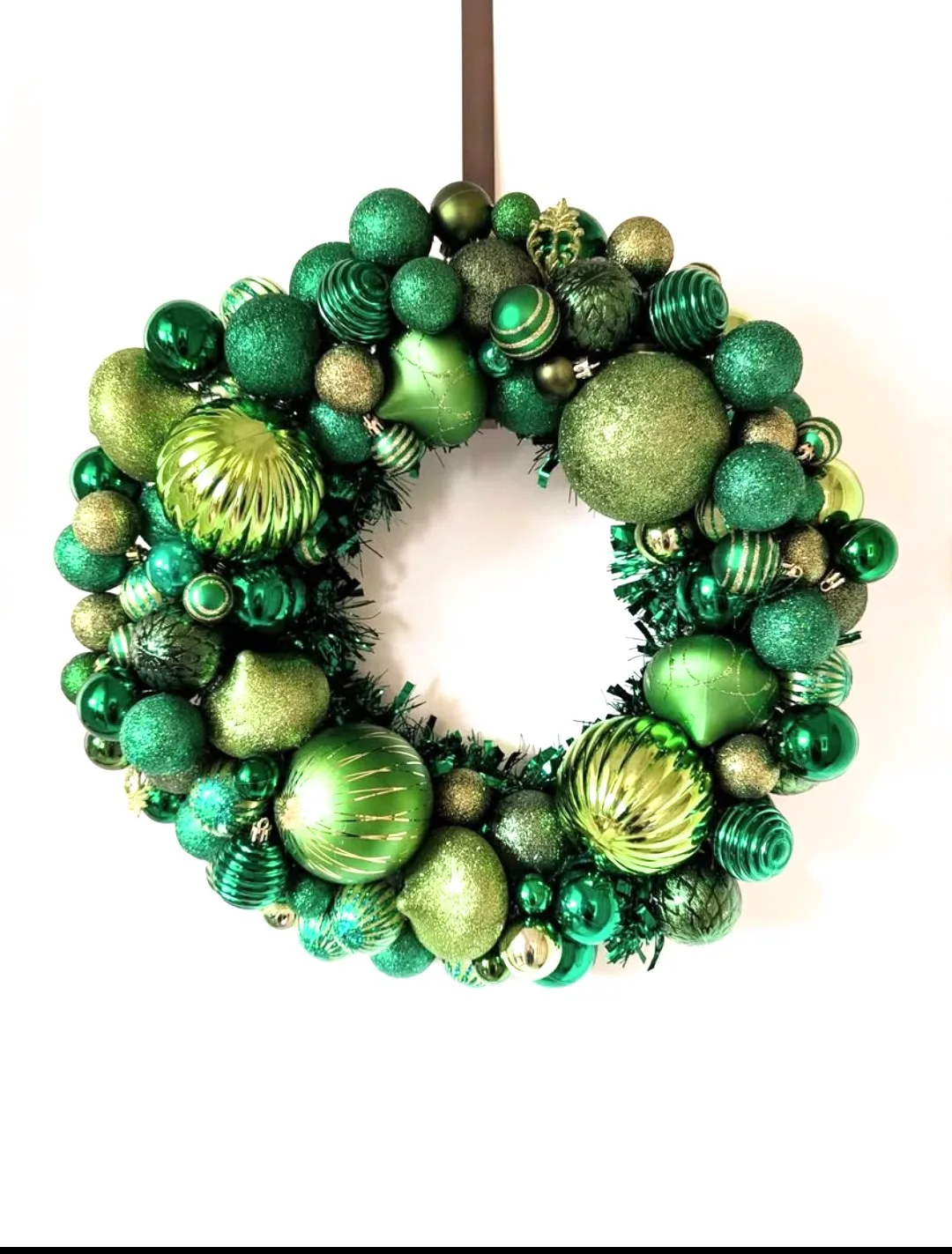 Handmade Christmas Ball Wreath image indicator(7)