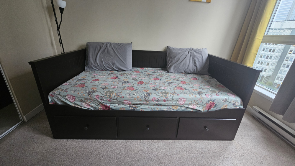 IKEA Hemnes Daybed Frame with 3 Drawers and 2 Mattresses - photo 2