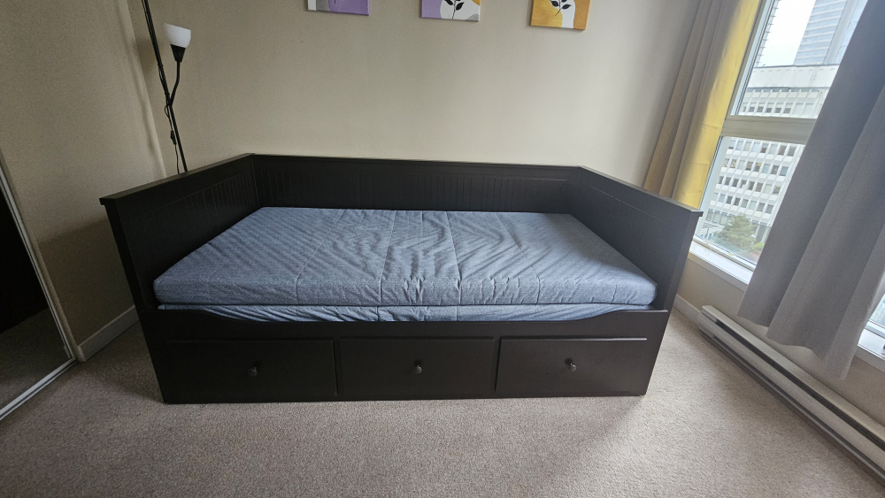 IKEA Hemnes Daybed Frame with 3 Drawers and 2 Mattresses - photo 5