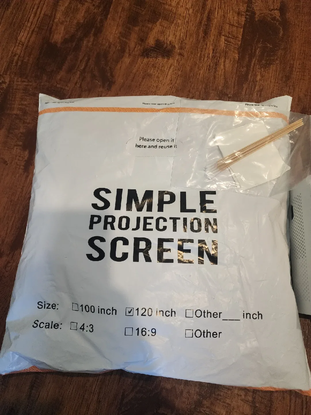 Alvar RV500W Projector with 120 inch Screen image indicator(5)