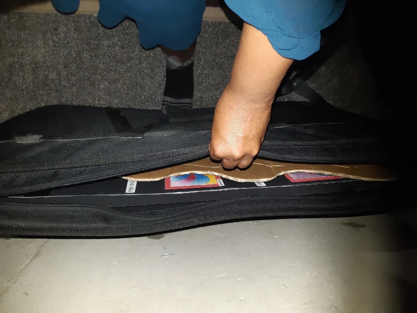 artist bag image indicator(2)