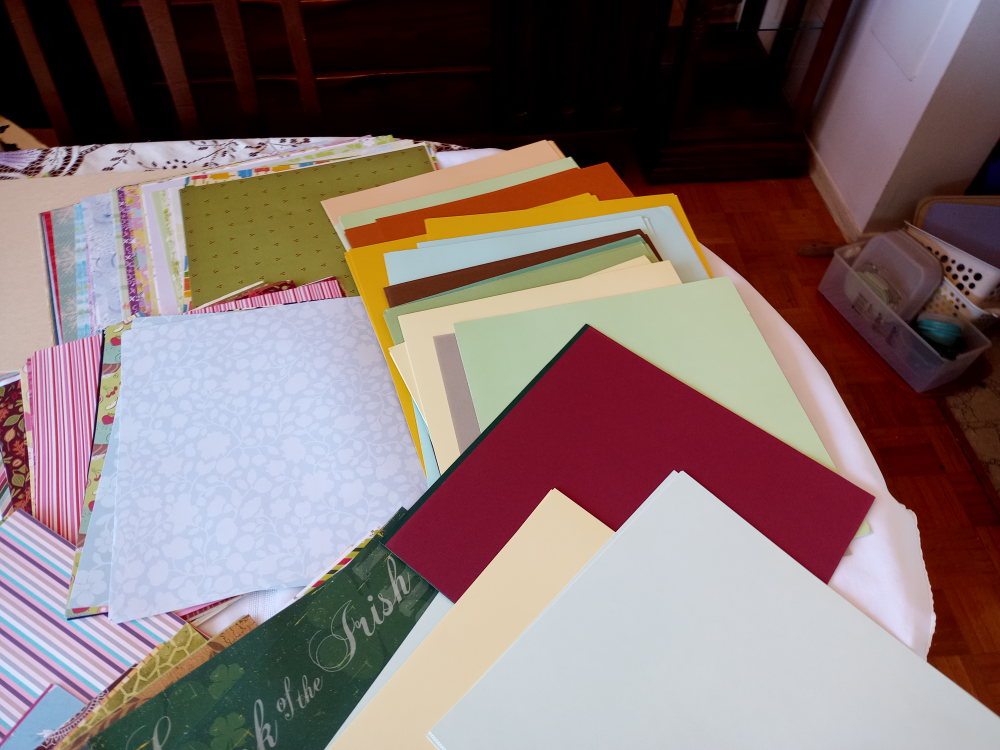 Scrapbook Paper Lot - Various Designs & Colours - photo 4