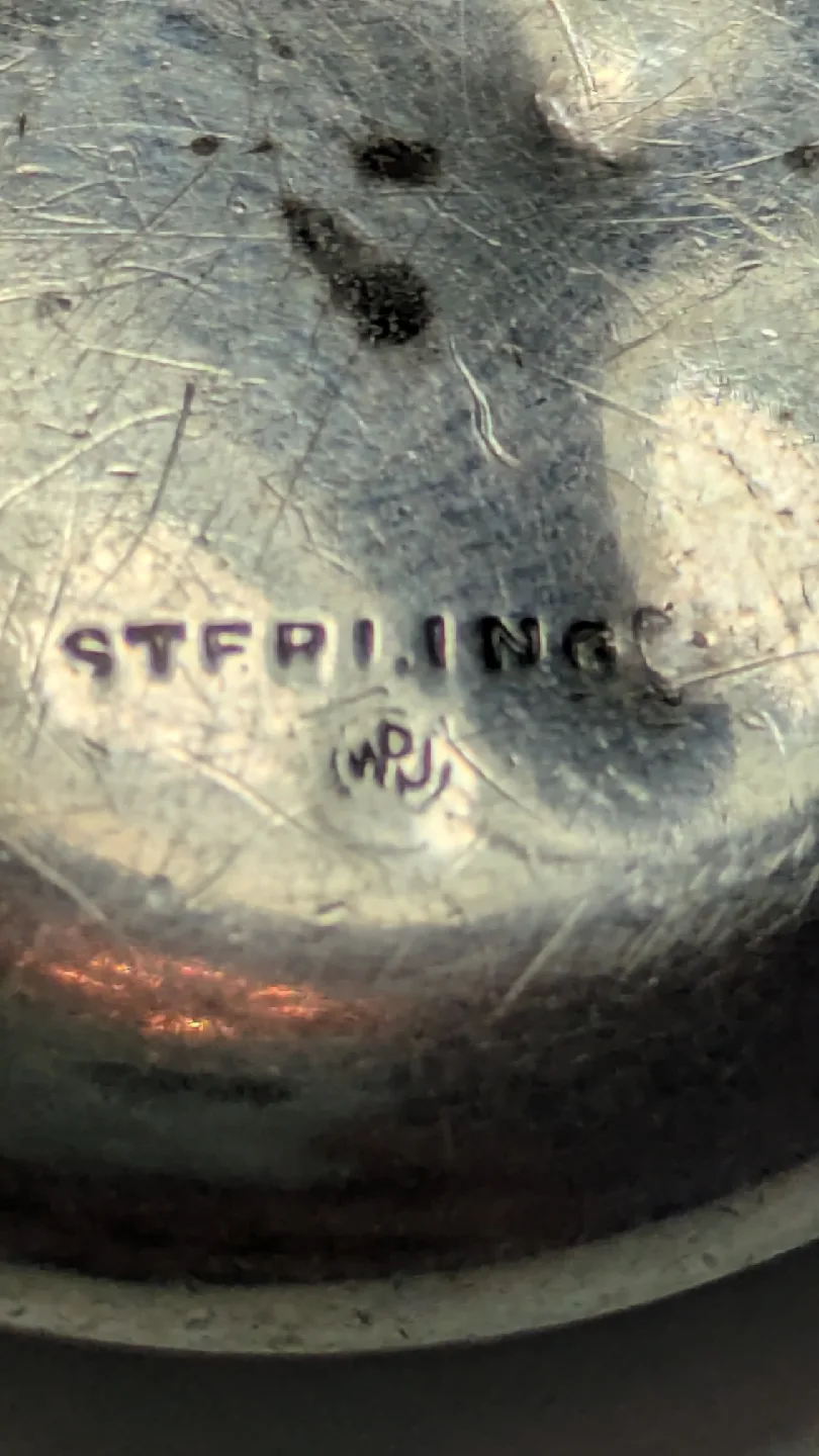 Vintage Sterling Silver Locket image indicator(5)