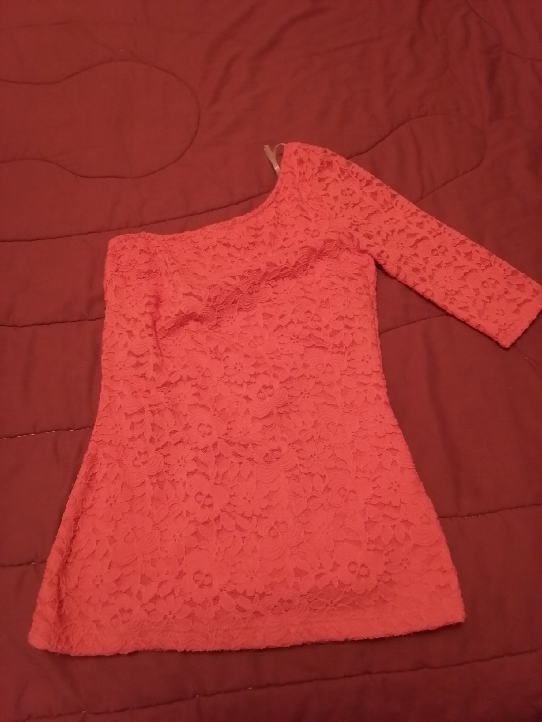Womens Guess Coral Lace One-Shoulder Top size medium