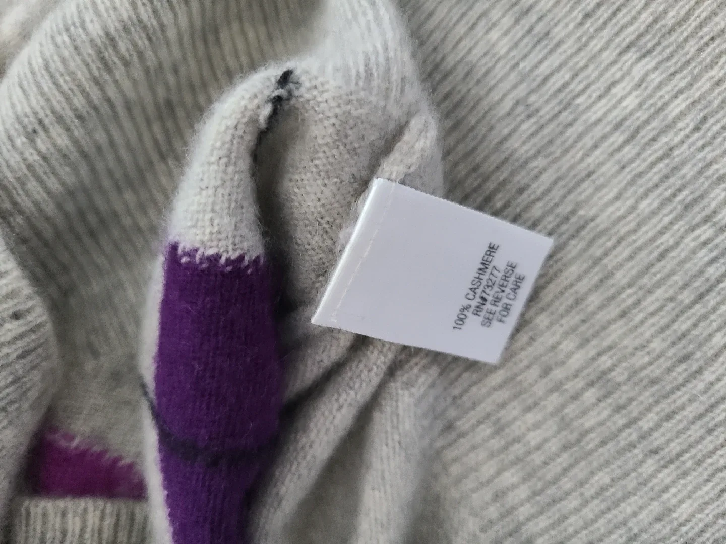 Cashmere Argyle Sweater - Size M Women's image indicator(3)