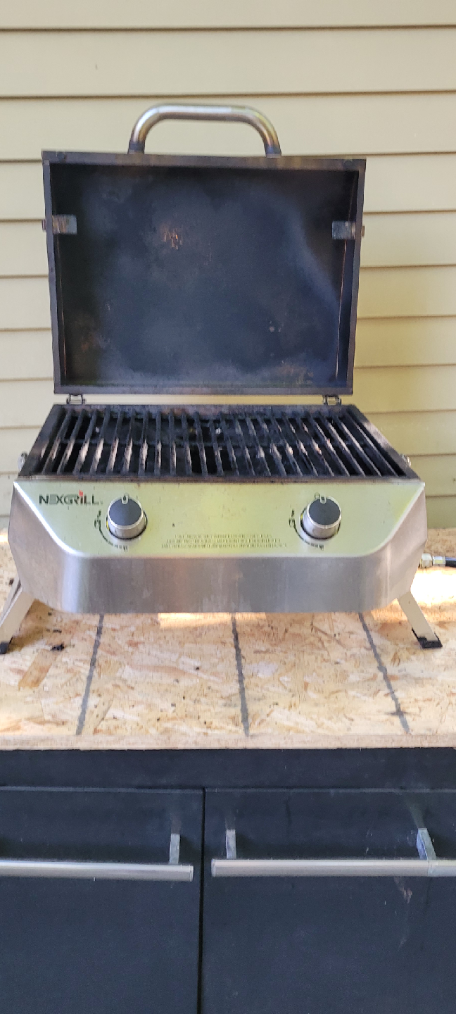 Nexgrill Portable BBQ /Grill and Propane Tank - photo 2