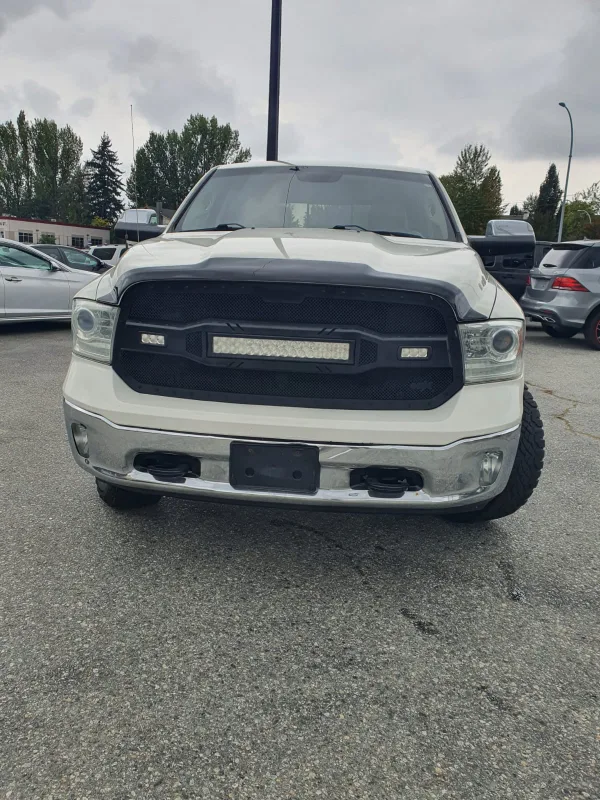 2017 Ram 1500 4X4 Laramie image indicator(7)