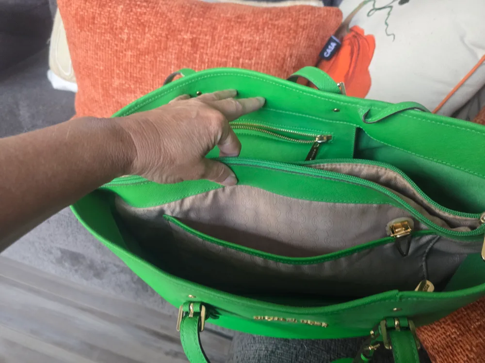 Michael Kors Green Leather Tote & Wallet Set image indicator(2)