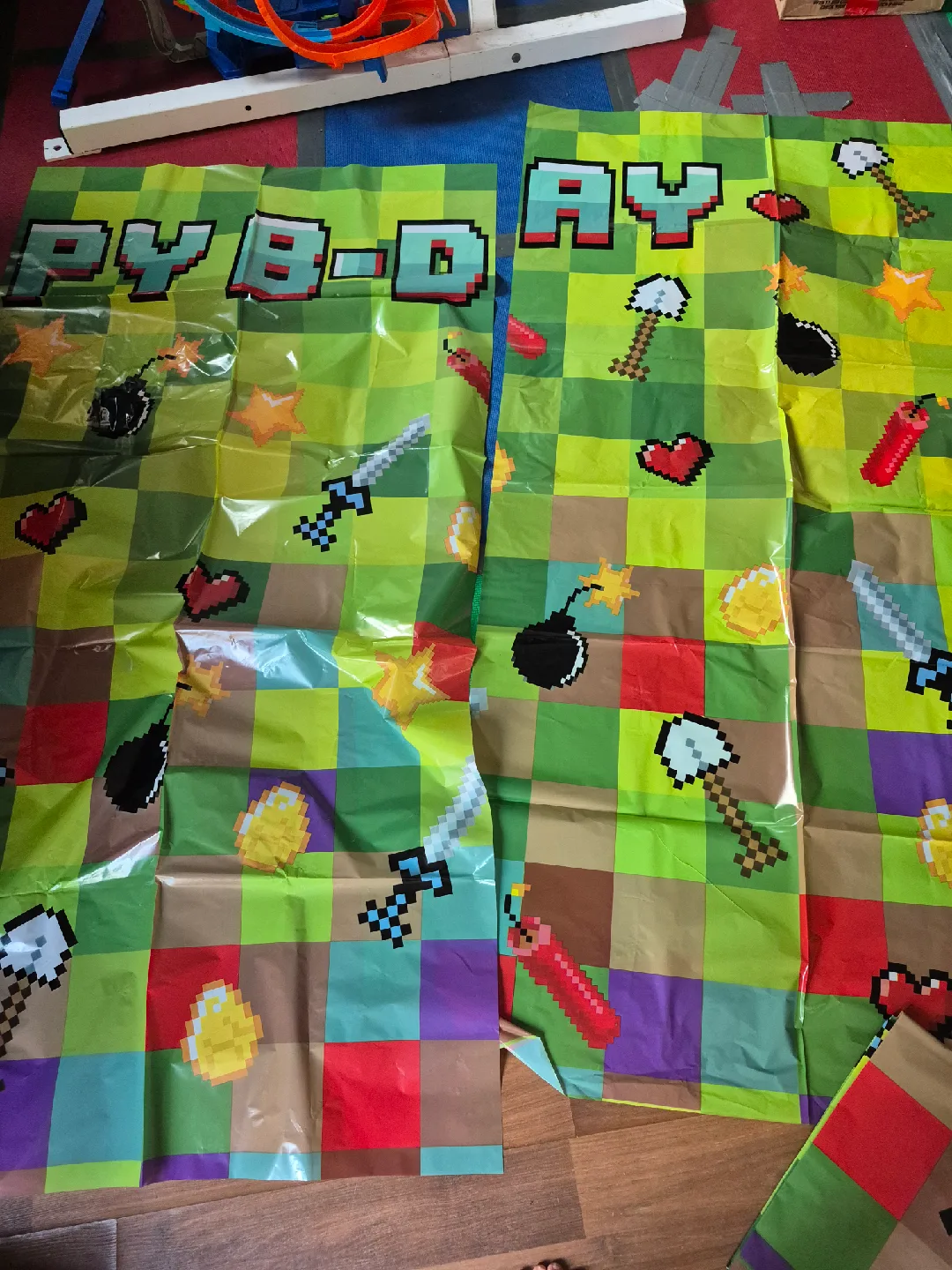 Minecraft Party Decorations image indicator(2)