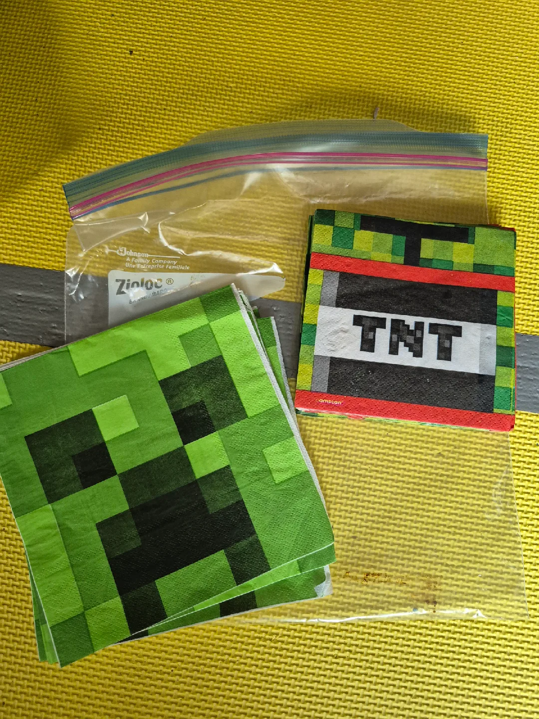 Minecraft Party Decorations image indicator(3)