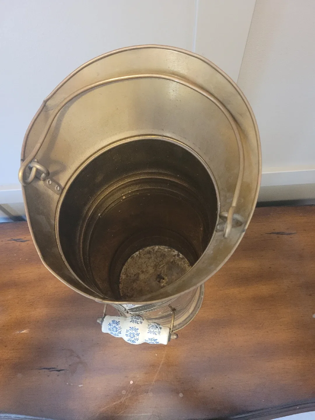 Vintage Brass Coal Scuttle Bucket image indicator(4)