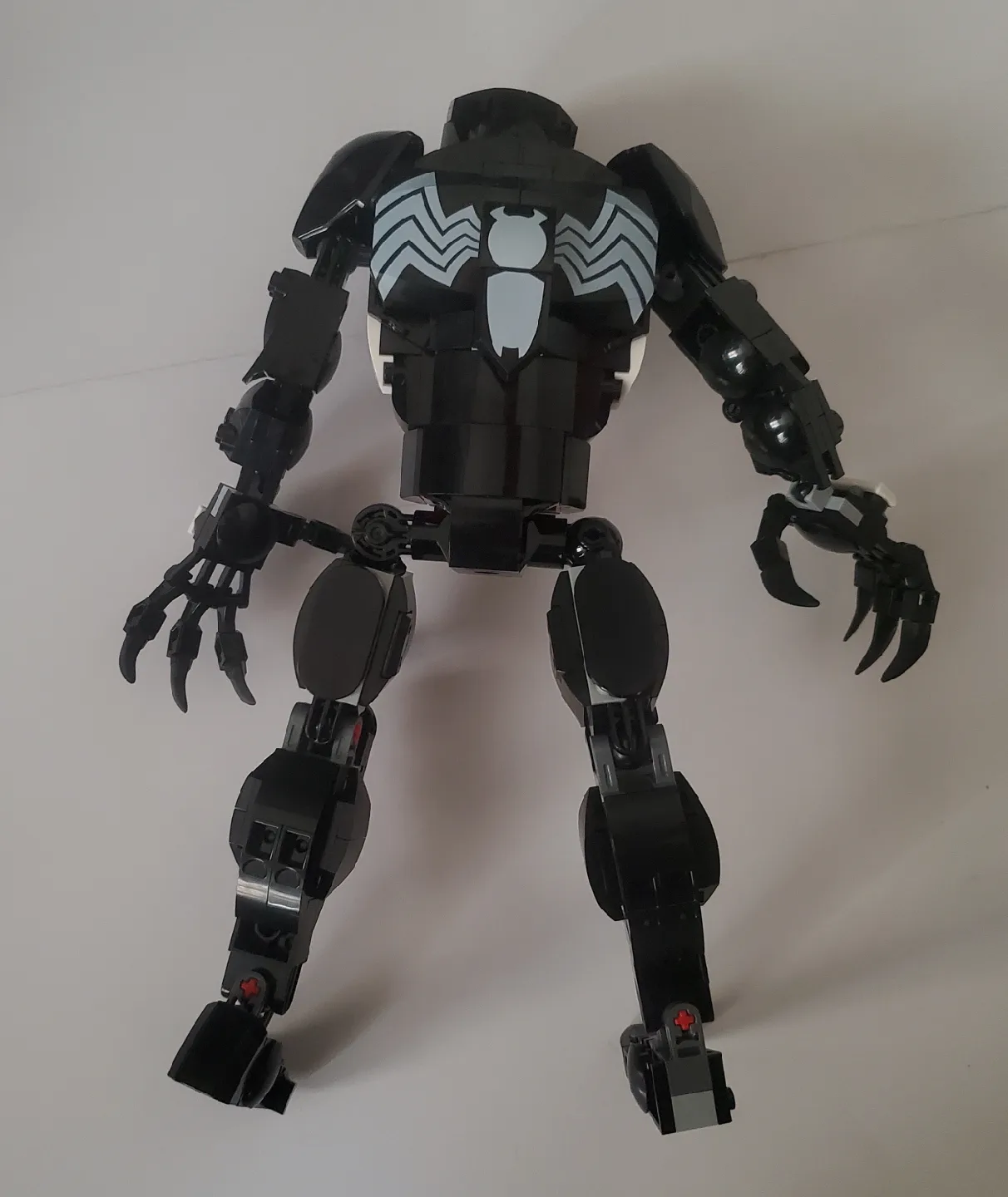 Lego Venom Figure 76230 image indicator(3)