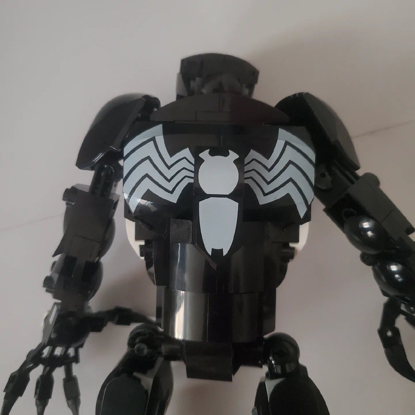 Lego Venom Figure 76230 image indicator(4)