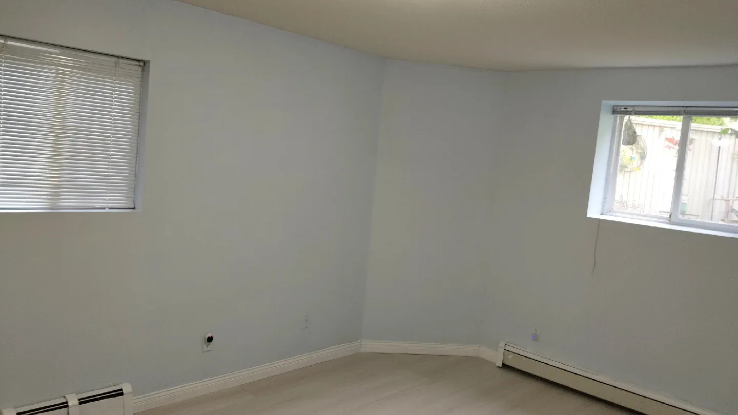 2 bedroom Basement Rent 604 441 7323 image indicator(6)
