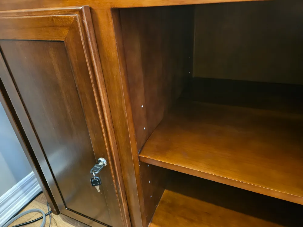 Brunswick Contender Series Bar + 2 chairs image indicator(5)