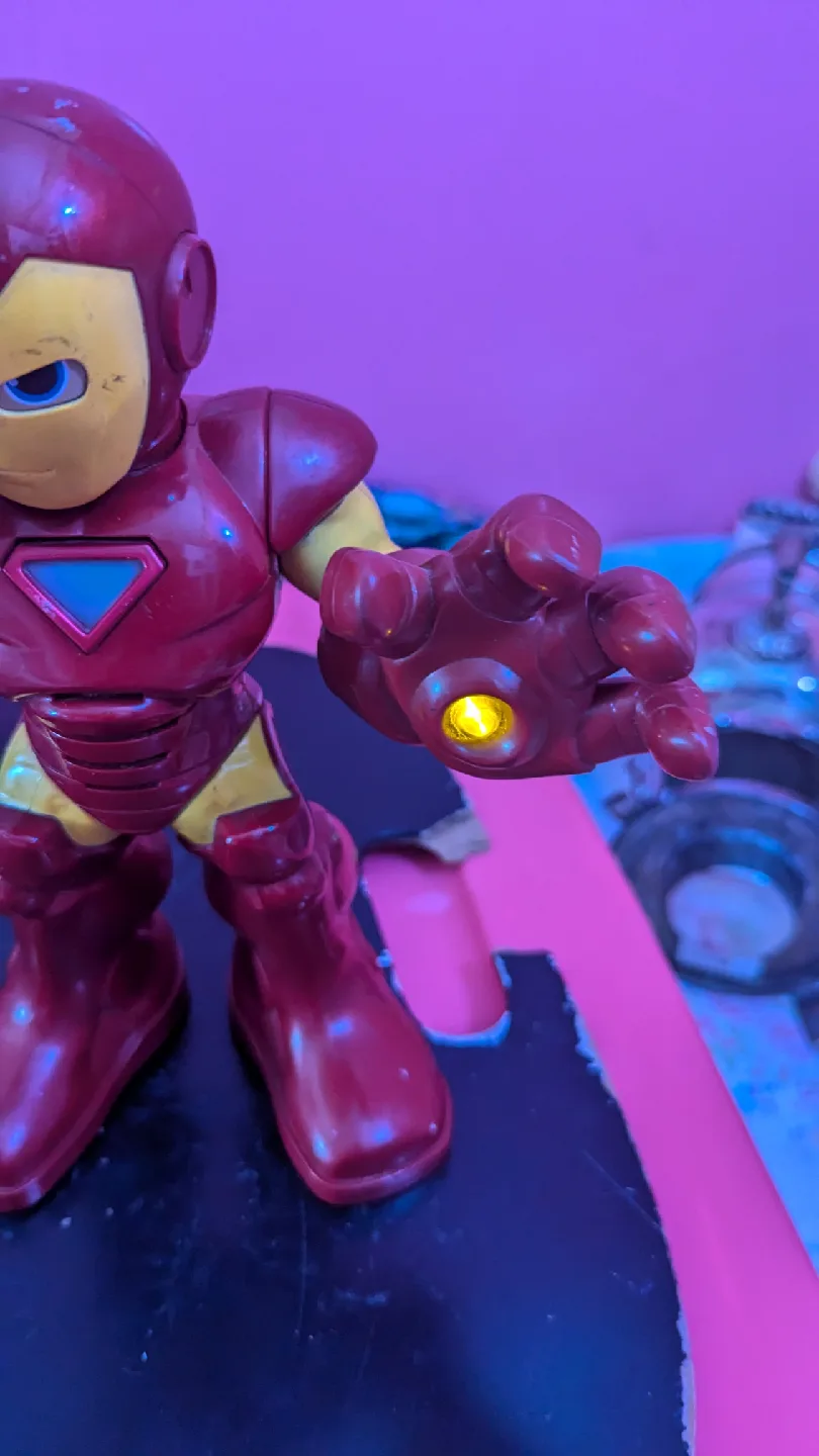 Marvel Super Hero Squad Iron Man Action Figure image indicator(3)
