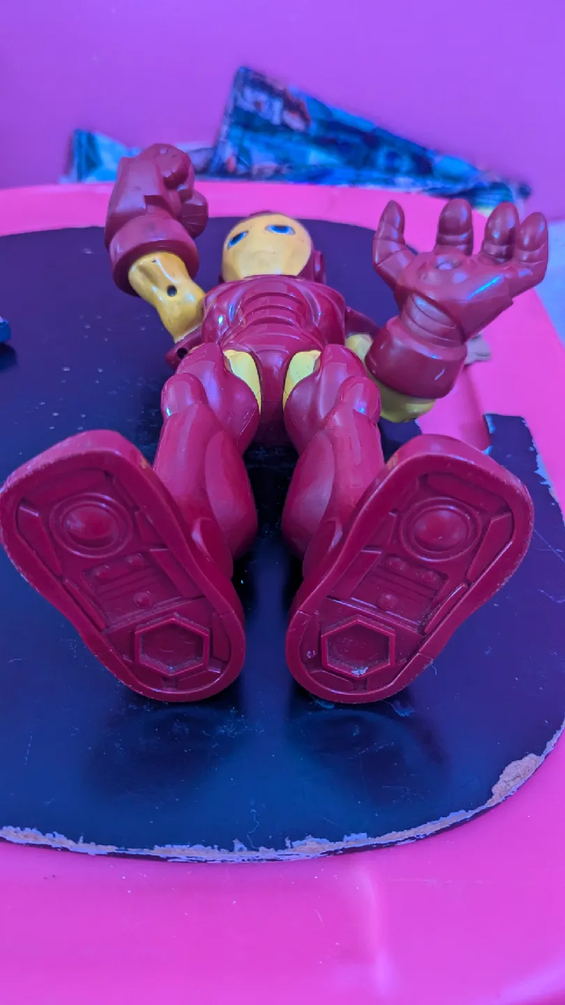 Marvel Super Hero Squad Iron Man Action Figure image indicator(6)