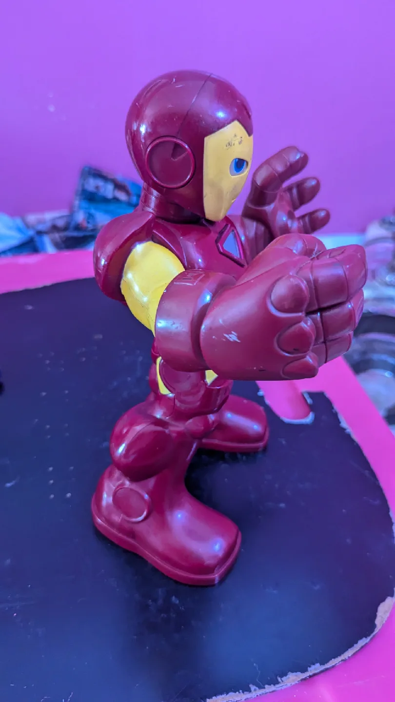 Marvel Super Hero Squad Iron Man Action Figure image indicator(7)