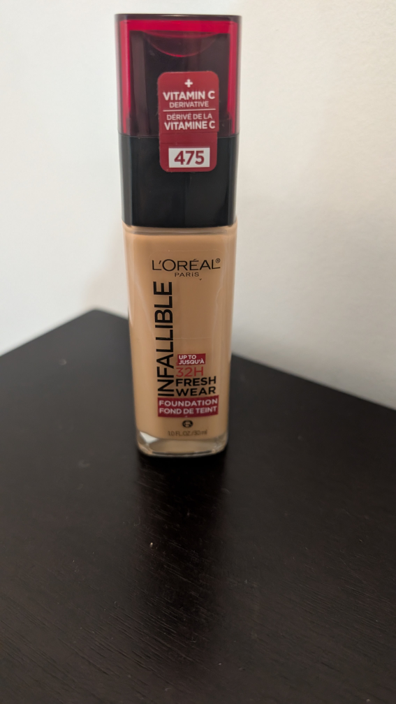 NEW SEALED L'Oréal Infallible - 475 Sun Beige