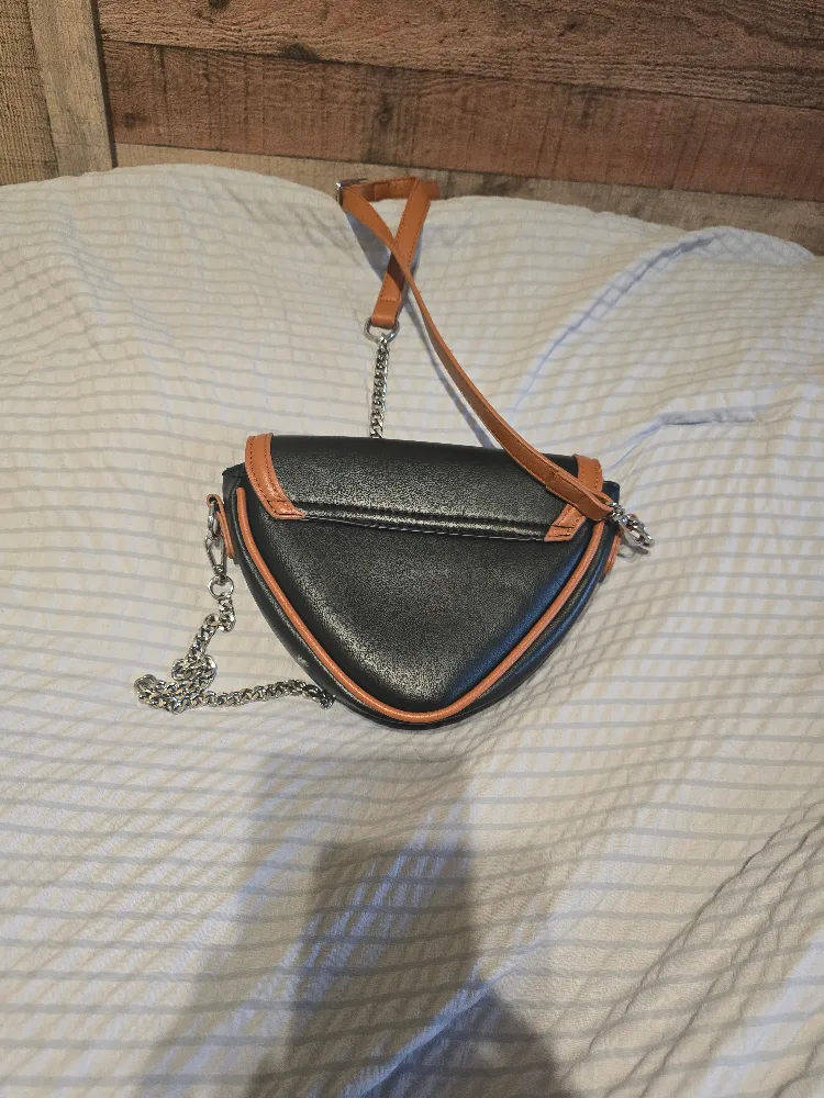 Fashion & Bags Black Crossbody Bag image indicator(2)