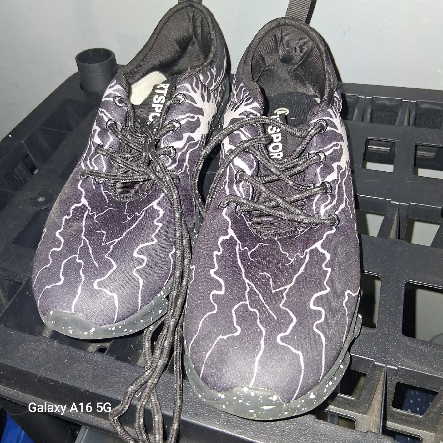 Sports Running Shoes - Black & White Pattern thumbnail