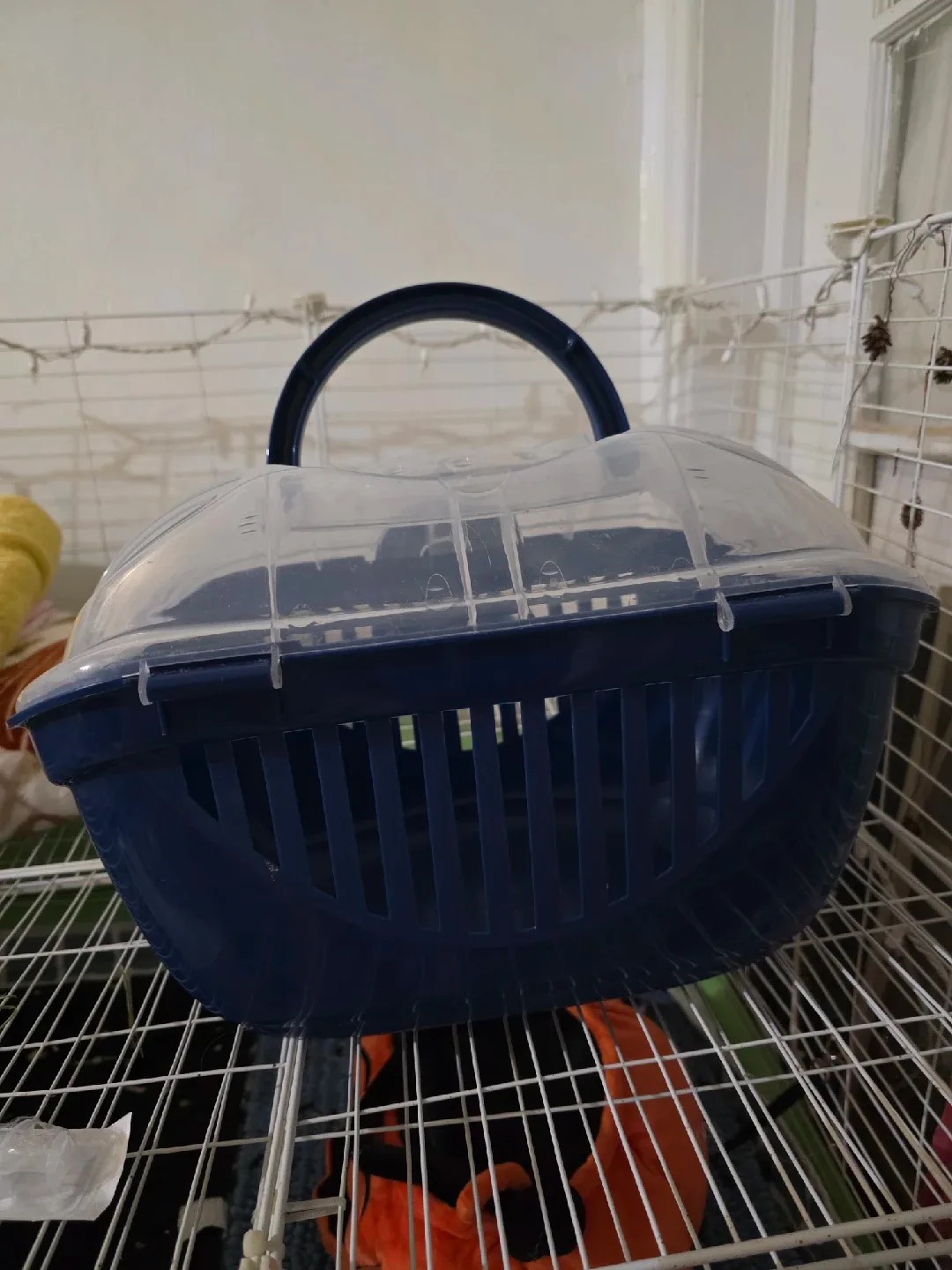 Blue Pet Carrier image indicator(3)