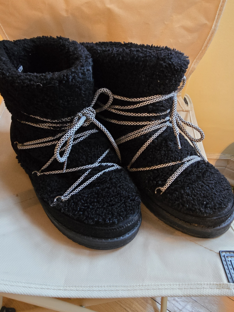 Ardene Black Faux Fur Boots - photo 3