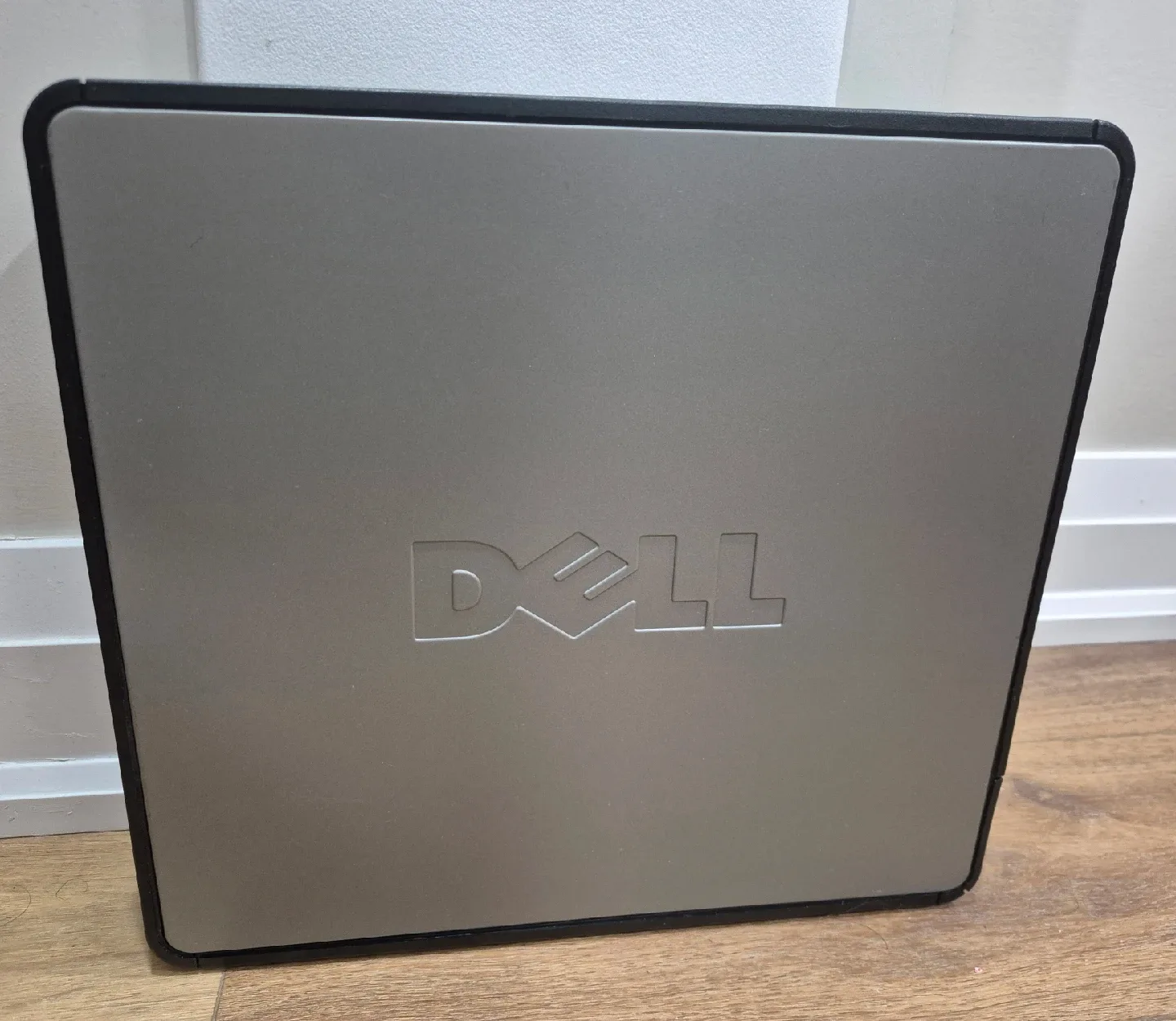 Dell OptiPlex 780 Desktop PC thumbnail