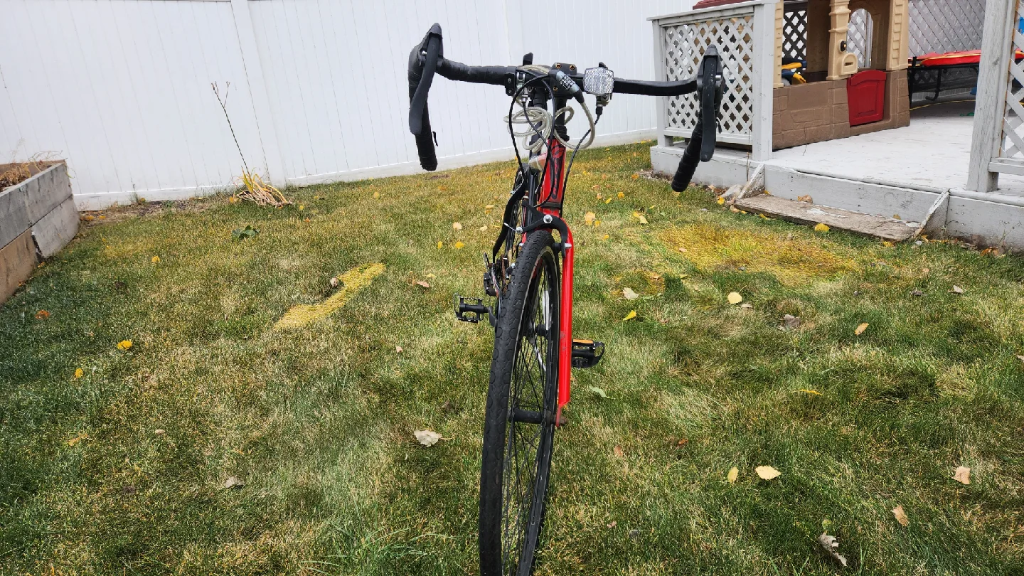 USED Supercycle  Road Bike - Red/Black image indicator(2)