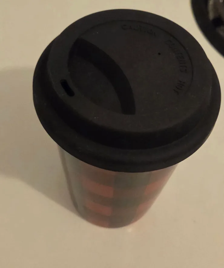 Red & Black Plaid Travel Mug 🥕🥕🥕🥕 image indicator(2)
