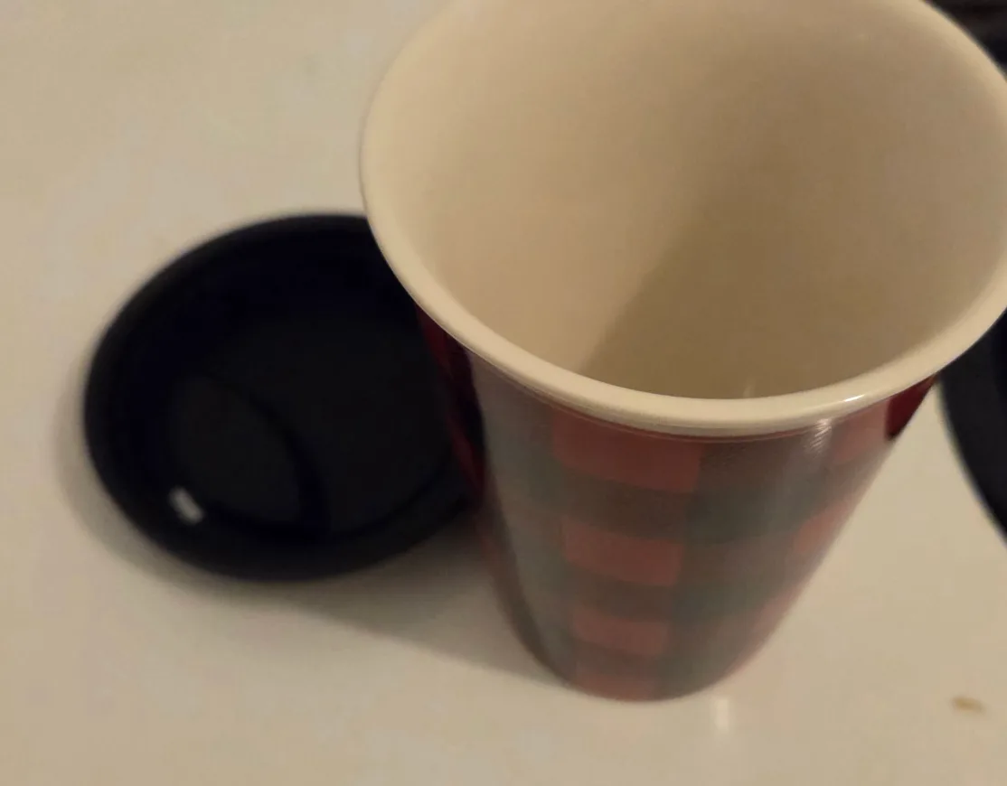 Red & Black Plaid Travel Mug 🥕🥕🥕🥕 image indicator(3)