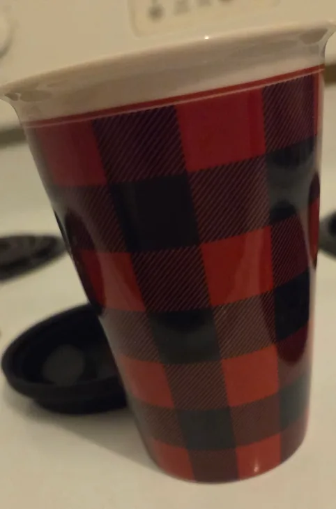 Red & Black Plaid Travel Mug 🥕🥕🥕🥕 image indicator(4)