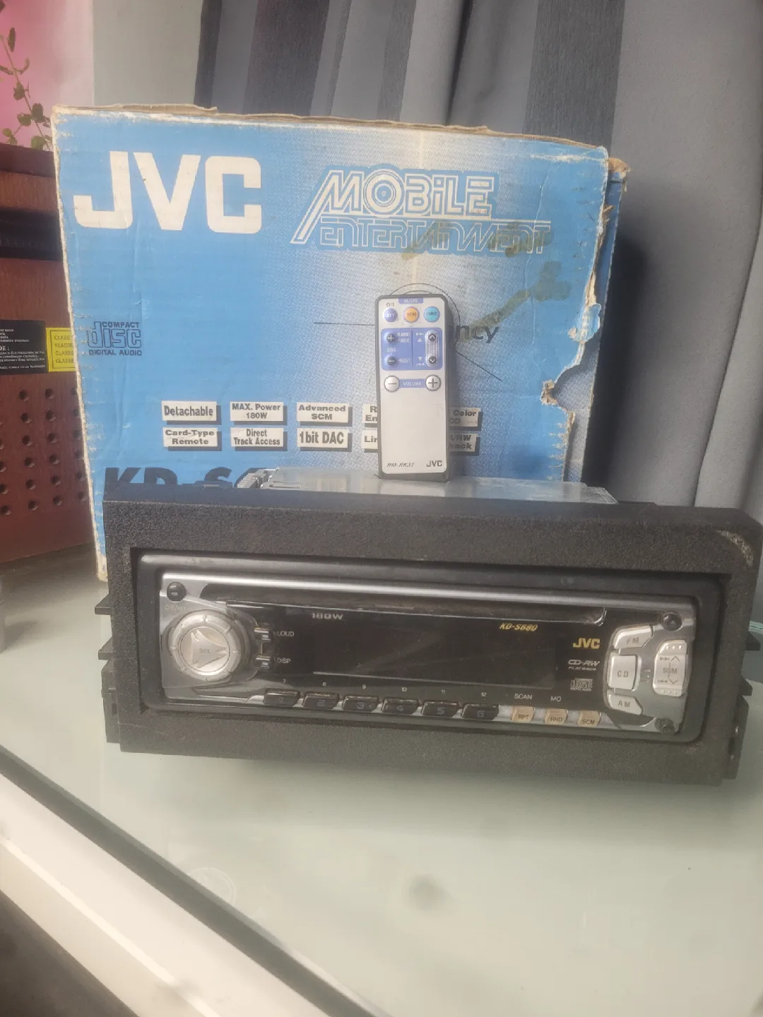 JVC KD-S680 Car CD Player w/ Remote thumbnail