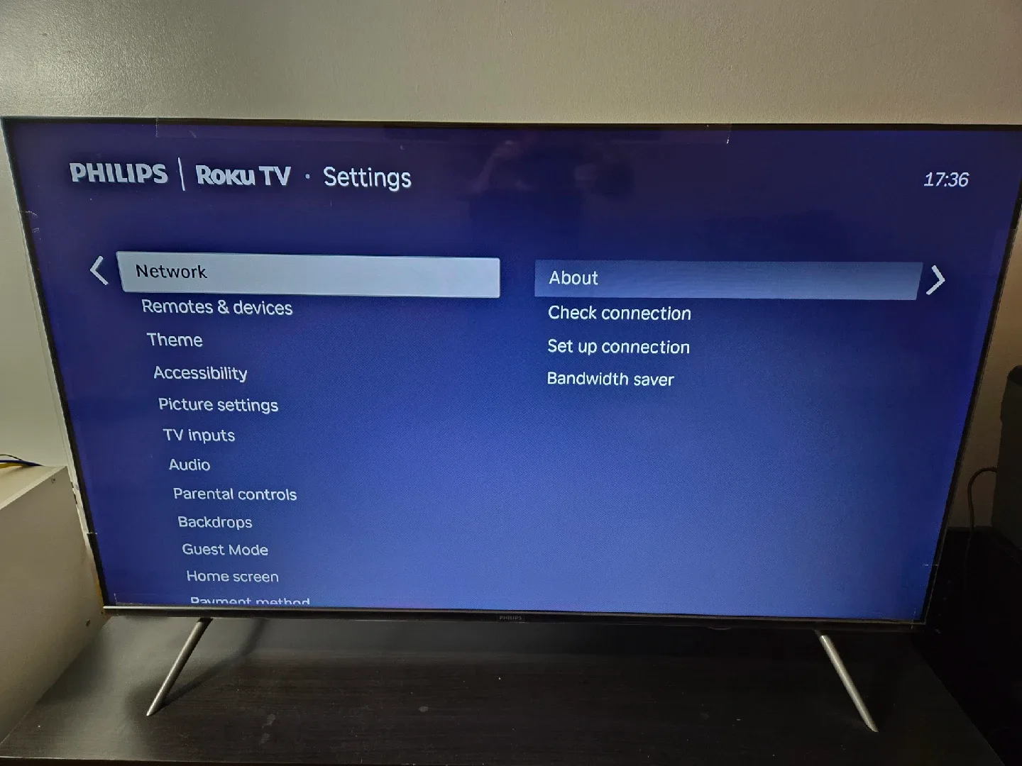 Philips Roku TV 50" 4K /QLED (50PUL7973/F6) image indicator(9)