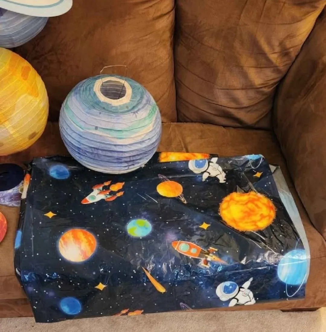 Space Party Decorations - Solar System Theme image indicator(2)