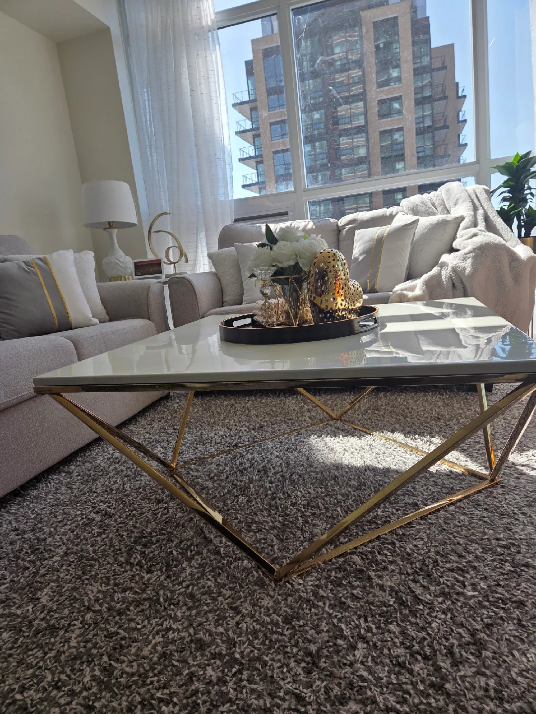 Modern Coffee Table - White Top, Gold Frame image indicator(7)
