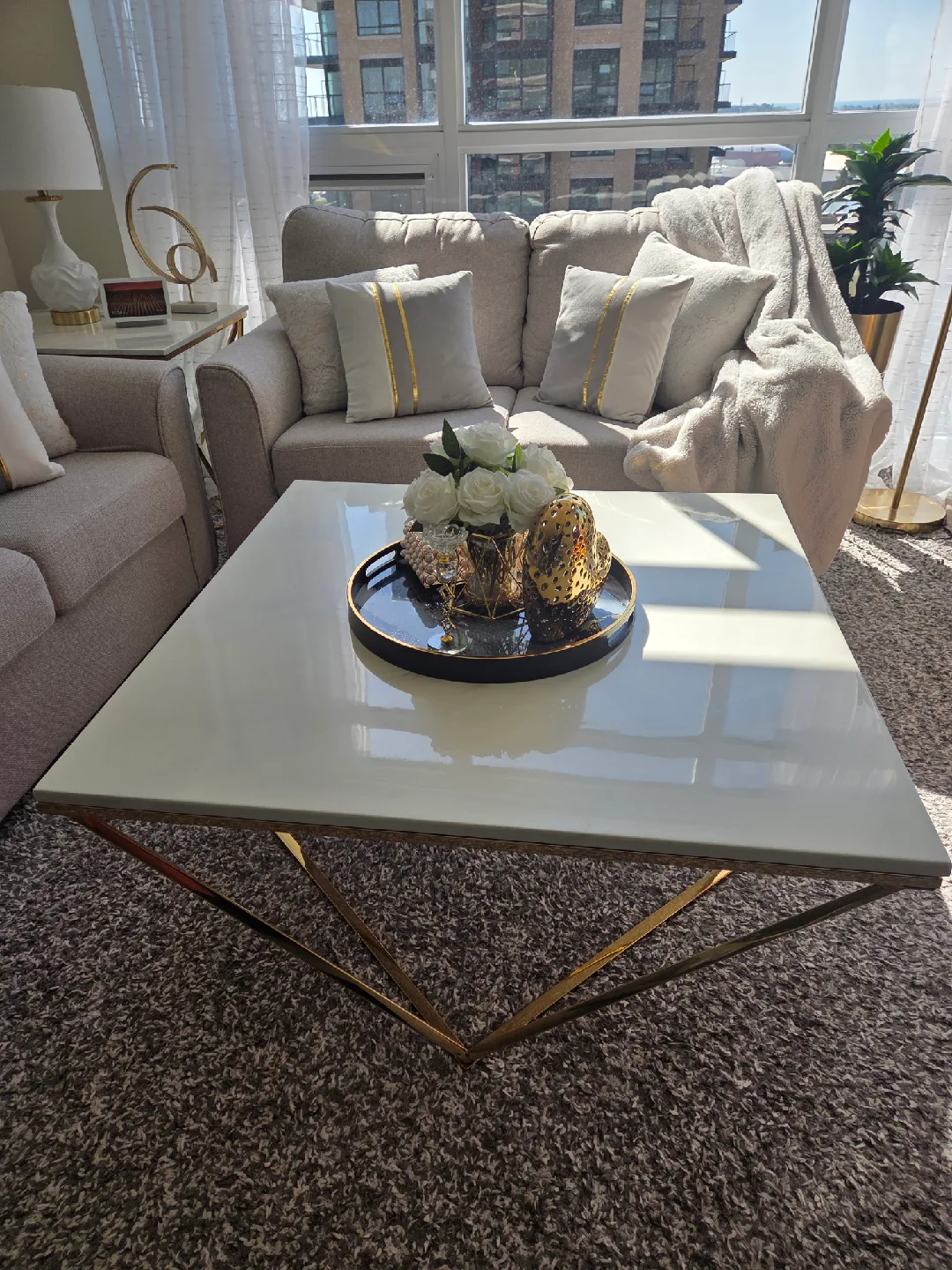 Modern Coffee Table - White Top, Gold Frame image indicator(8)