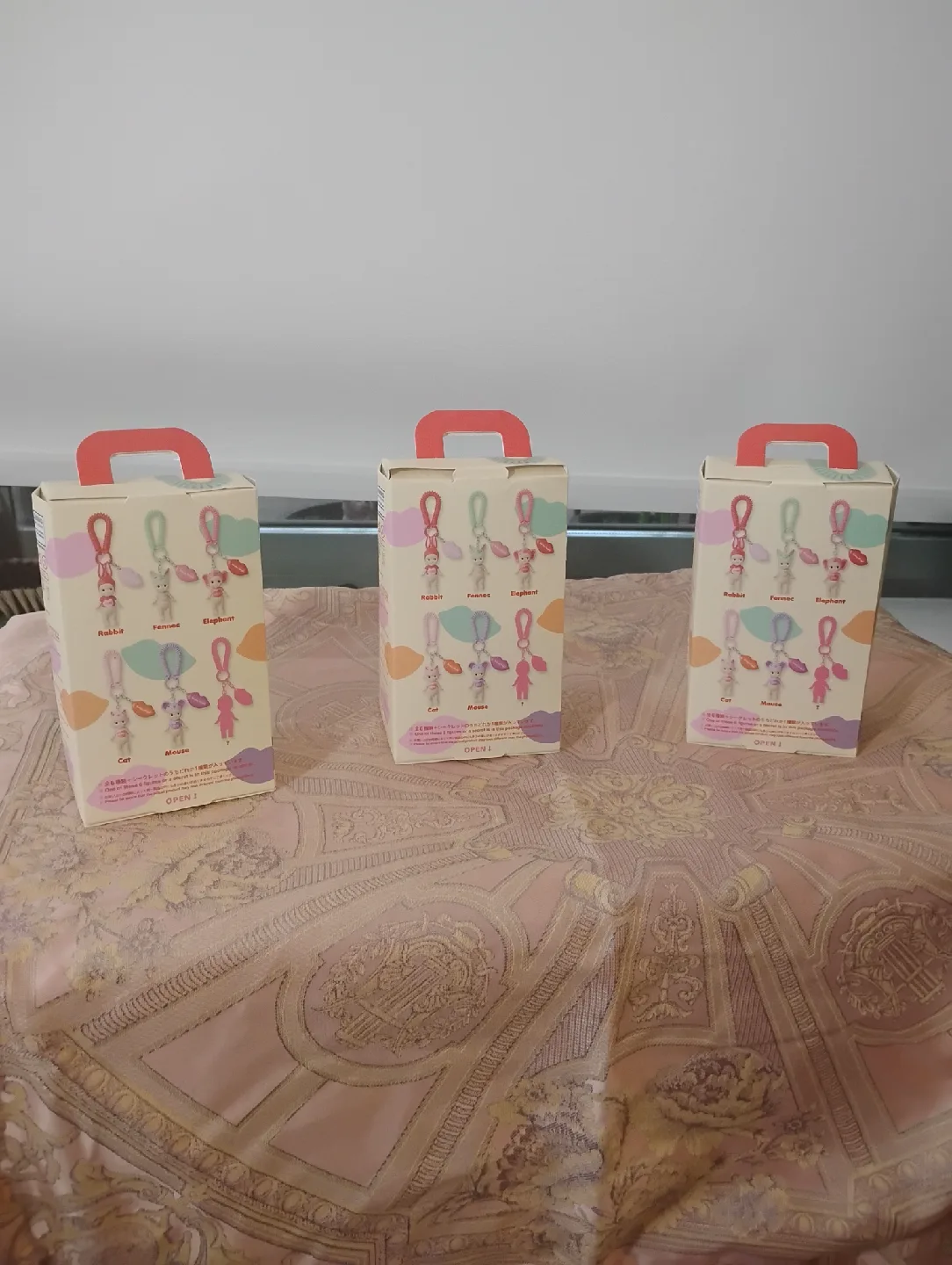 Sonny Angel Kiss Kiss Series Mini Figure Charm - NEW! image indicator(3)