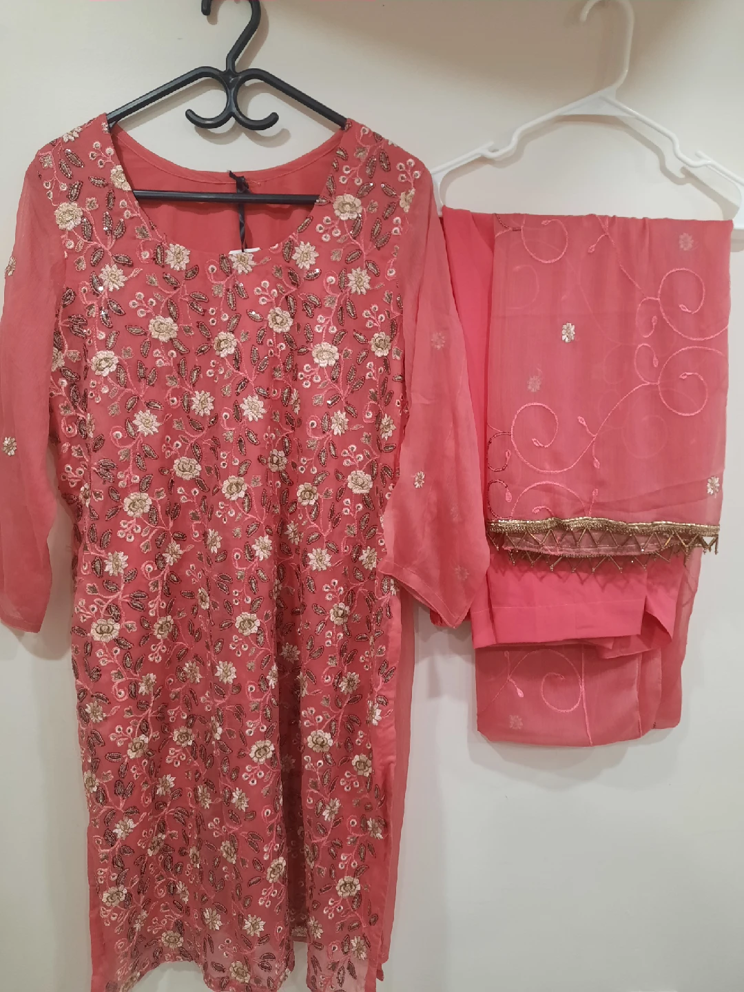 chiffon Embroidered Salwar Kameez Suit Set