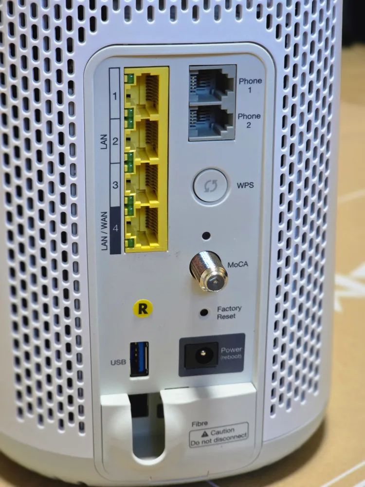 Telus WiFi Hub Router image indicator(2)