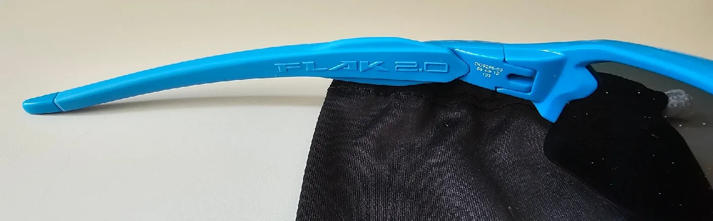 Oakley FLAK 2.0 Sky Red Iridium Sunglasses - Rare & Authentic image indicator(6)