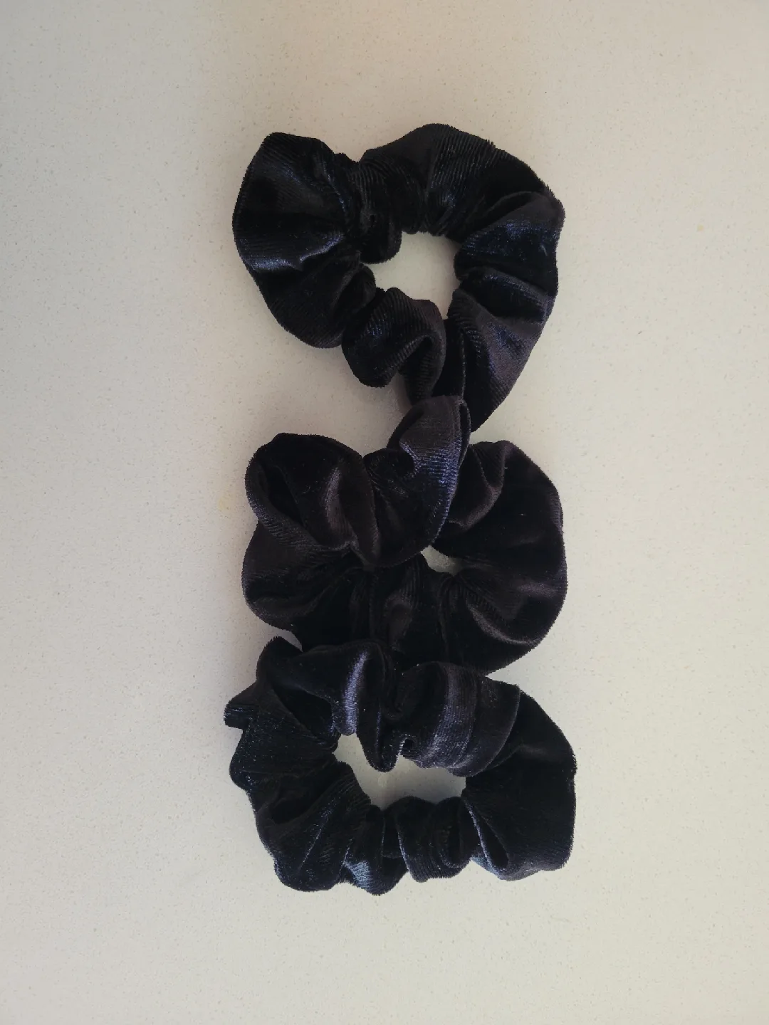 Black scrunchies thumbnail
