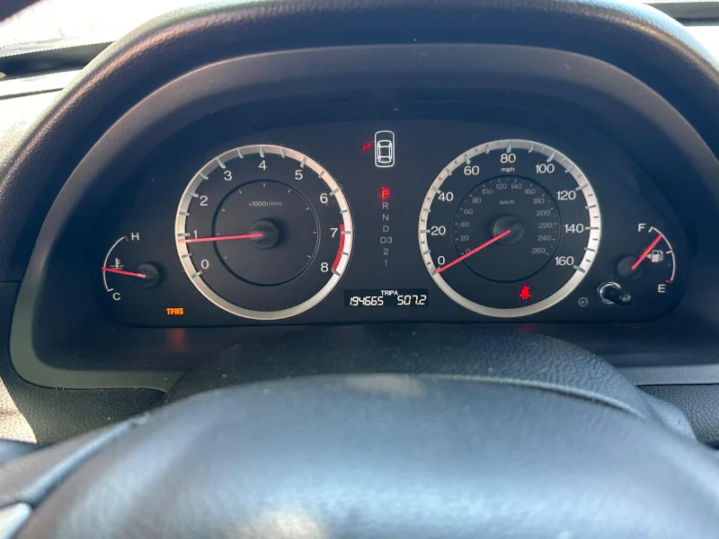 2012 Honda Accord Sedan LXP - Maroon image indicator(8)