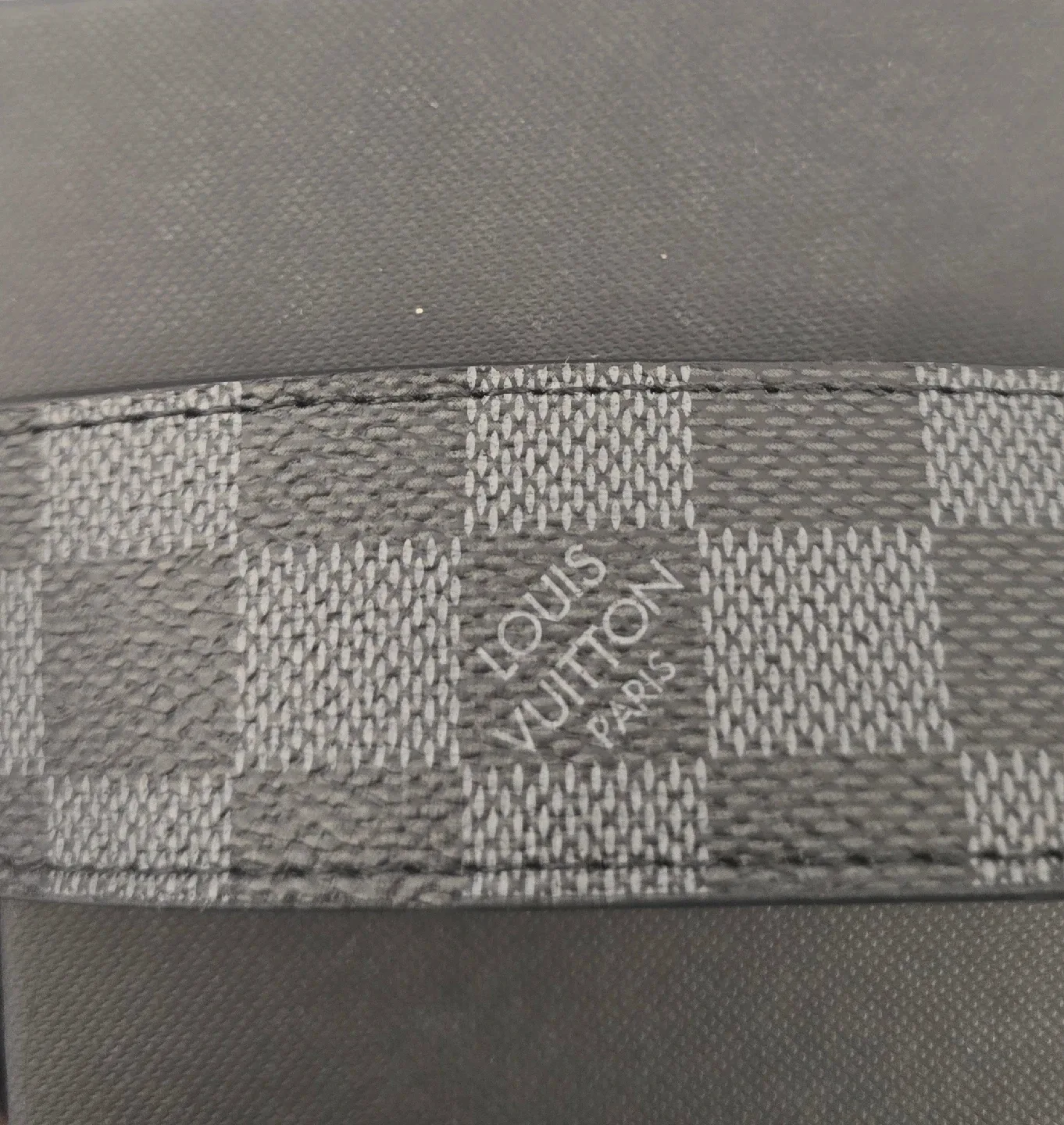 Louis Vuitton belt image indicator(3)