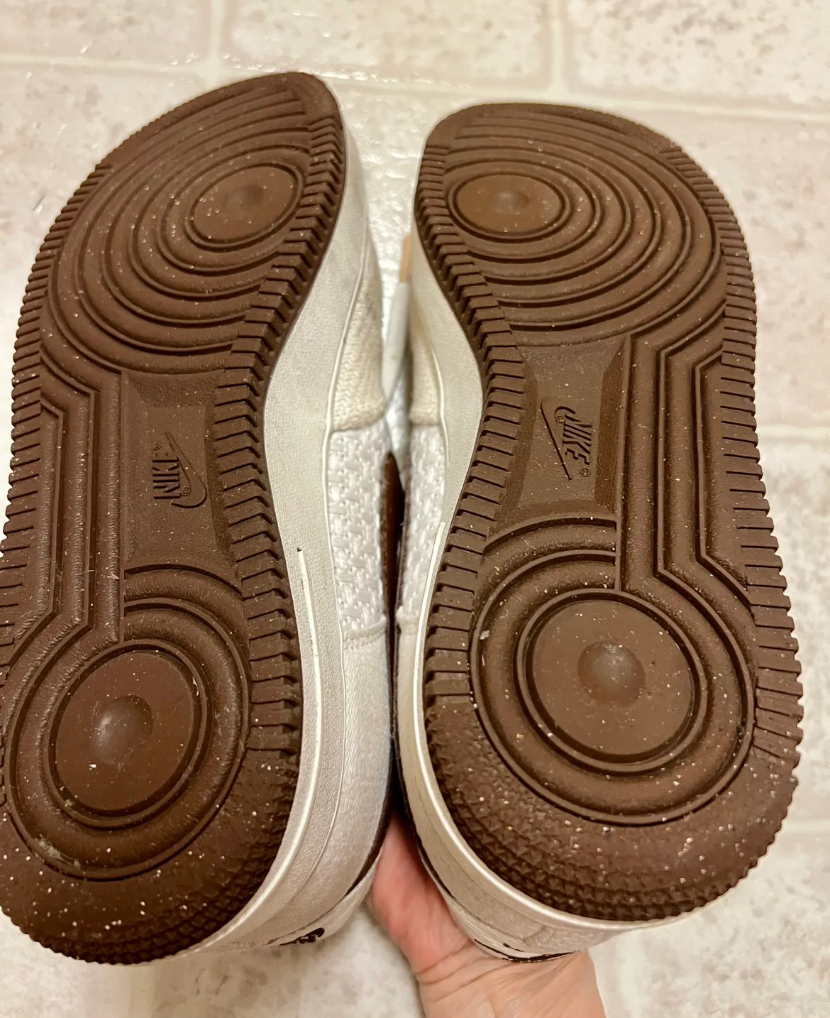 Nike Air Force 1'07 'SNKRS Day' Sneakers image indicator(8)