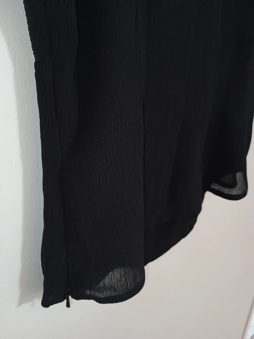 Jacob Black Cami - Size S/P image indicator(2)