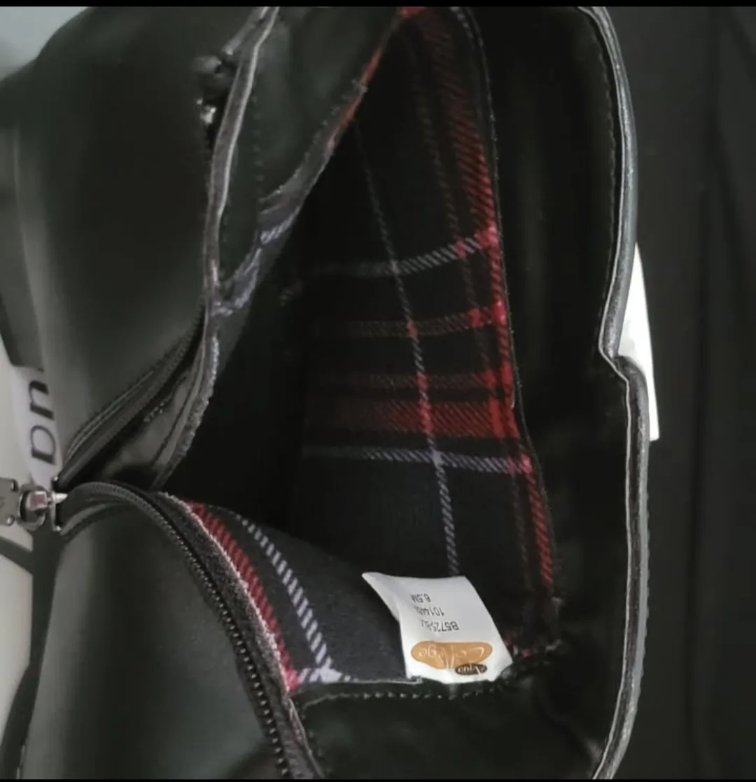 Naturalizer Women's Black Ankle Boots image indicator(8)