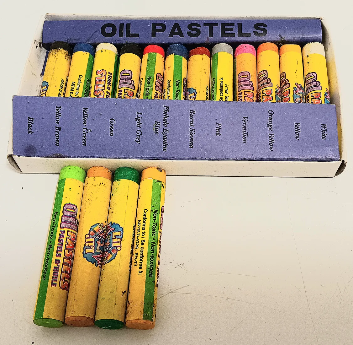 🖍Oil Pastels Assorted Colors 🖍 image indicator(2)