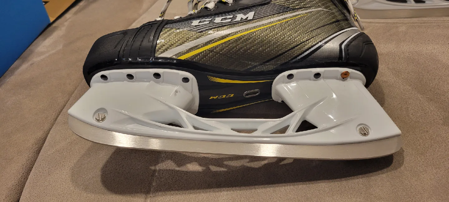 CCM Tacks 9060 Hockey Skates image indicator(5)