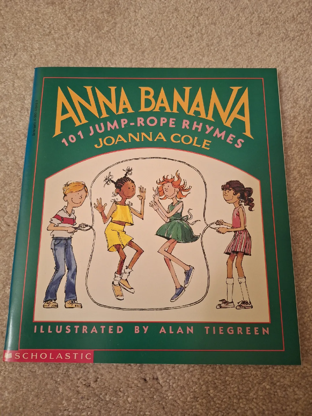 Children's Books: Too Many Books!, Anna Banana, Babar image indicator(2)